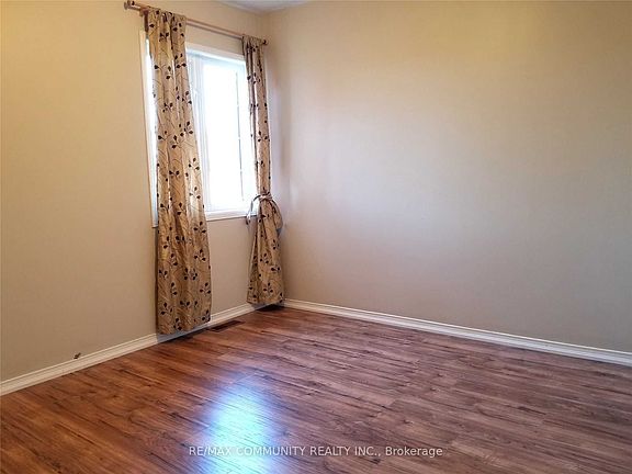 3rd image of 5284 Marblewood Dr