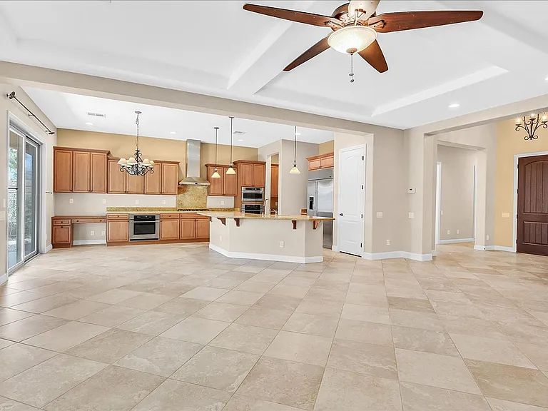2809 Sisteron Ct — Photo 5