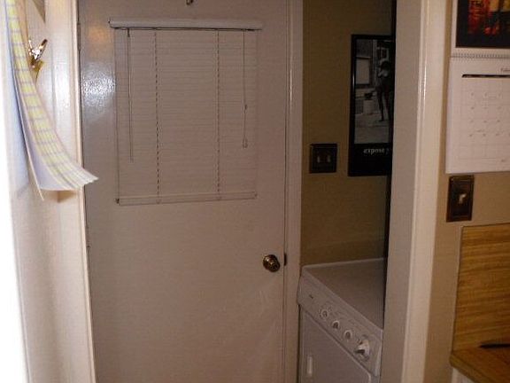 5th image of 603 Beaufort Ave