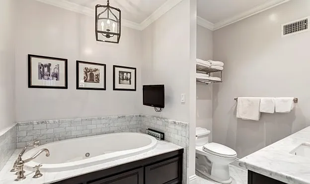 1169 Wellesley Ave #301 — Photo 7
