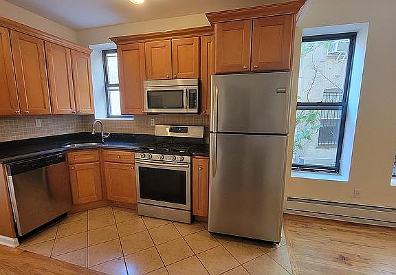 4th image of 345 Saint Marks Ave APT 2L