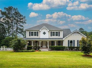 1359 Saint Michaels Ct SW, Lilburn, GA 30047