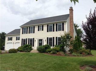 70 Thornton Ct, Middletown, CT 06457