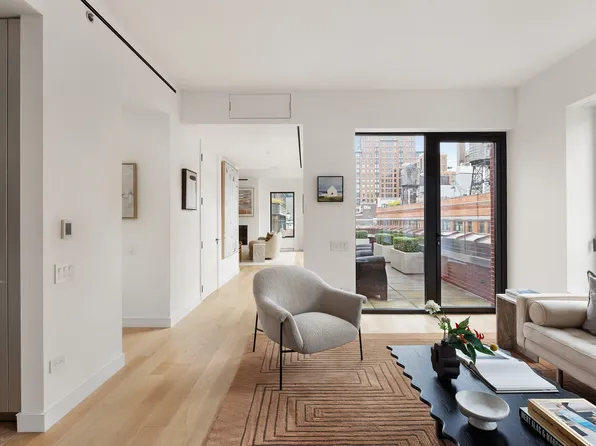 500 West 22nd Street image 12 of 24