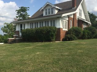 504 E 4th St, Milan, MO 63556