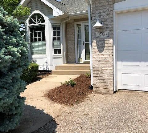 3rd image of 1950 Dunlin Ct NE