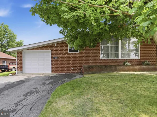 133 Williamson Ave, Greencastle, PA 17225
