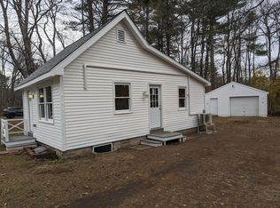 131 Stanley Rd, Springvale, ME 04083