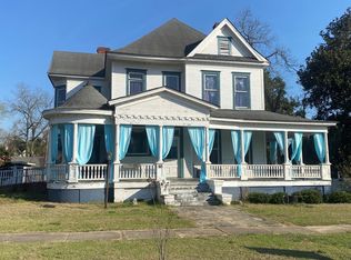 204 N Dooly St, Montezuma, GA 31063