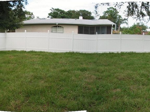 Large Fenced Back Yard