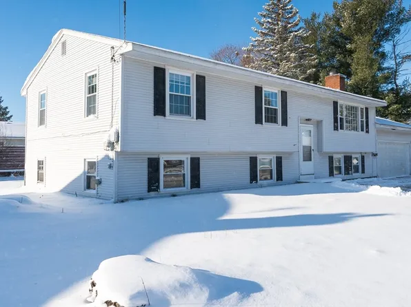 197 Lund Rd, Nashua, NH 03060