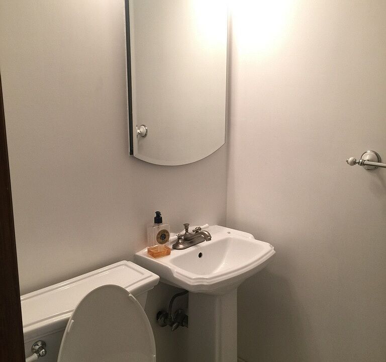 1st image of 220 W 15th St APT 4B