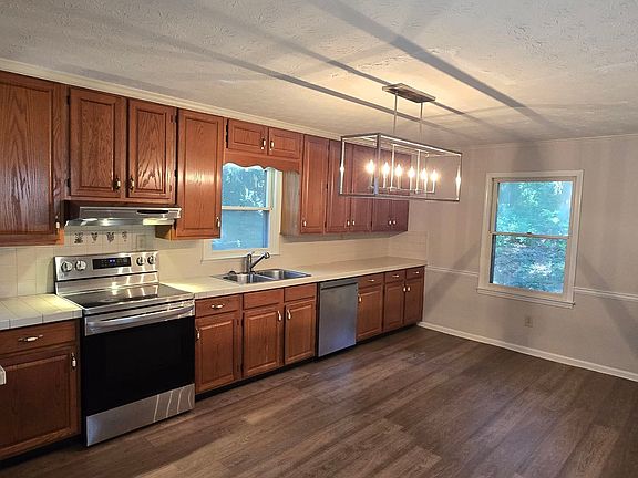3rd image of 4876 Velva Way NW