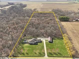 626 County Road 1700e, Gays, IL 61928