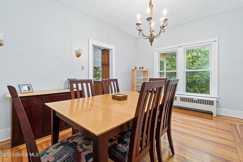 4th image of 30 Brookline Road