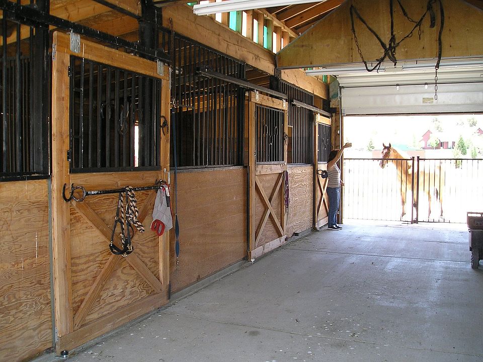 2nd image of 7405 Starhill Way