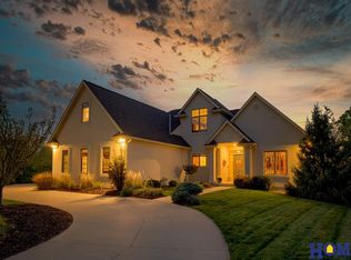 5511 Sawgrass Dr, Lincoln, NE 68526