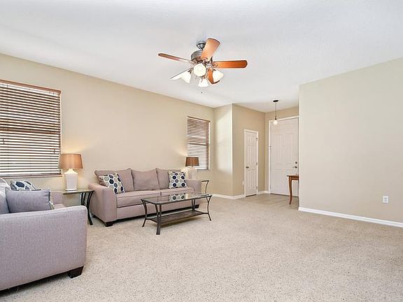 4th image of 2415 Lacerta Dr