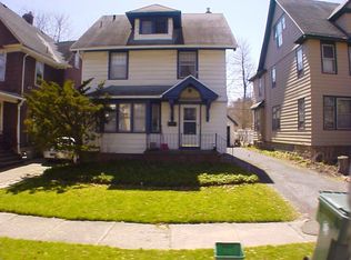 8 Menlo Pl, Rochester, NY 14620