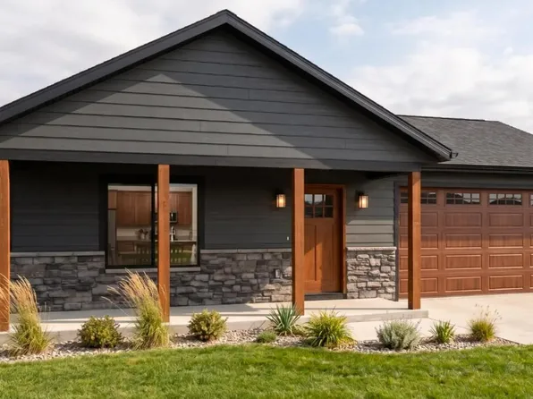 1111 Challenger Way, Watertown, SD 57201