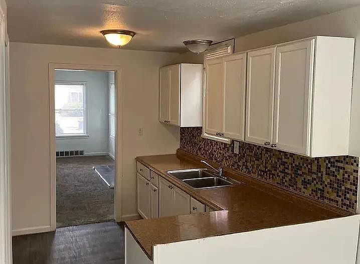 1st image of 14800 Tacoma St #4