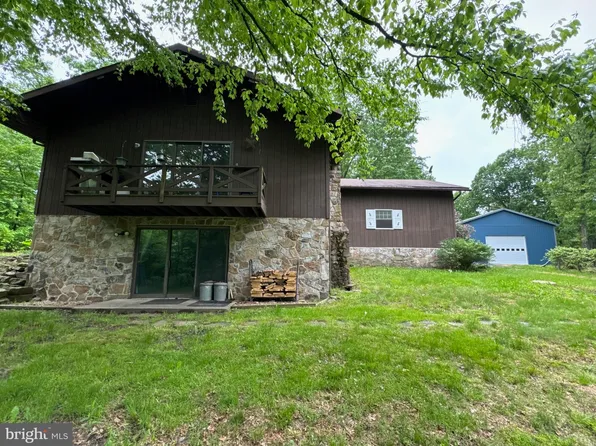 25 Lower Deere Run Rd, Lewistown, PA 17044