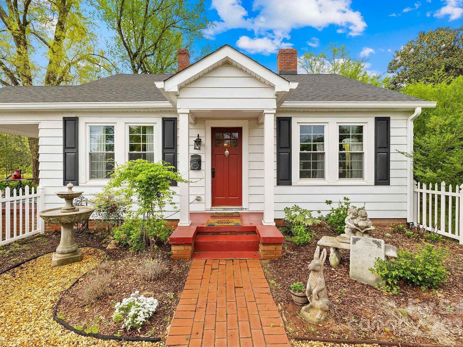 292 Mocksville Hwy, Statesville, NC 28625 | MLS #4244146 292 Mocksville Hwy, Statesville, NC 28625 | MLS #4244146