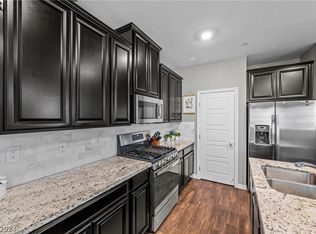 772 Grand Country Ave, North Las Vegas, NV 89086