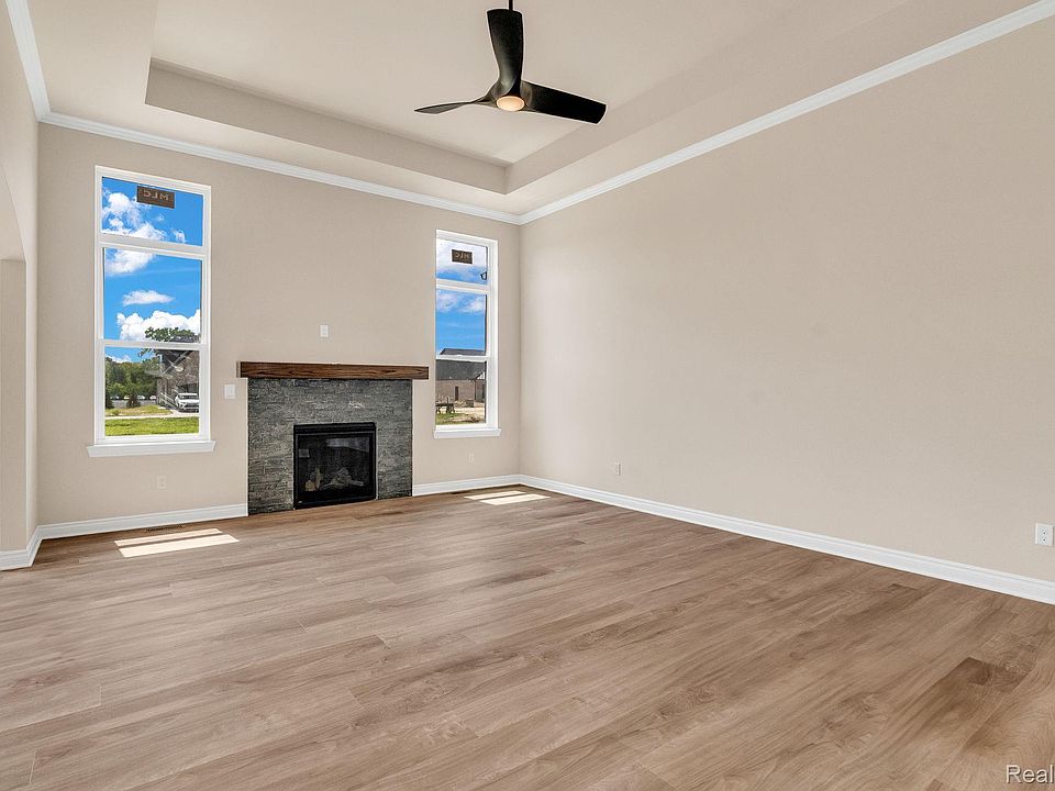 4139 Blossom Dr, photo 8