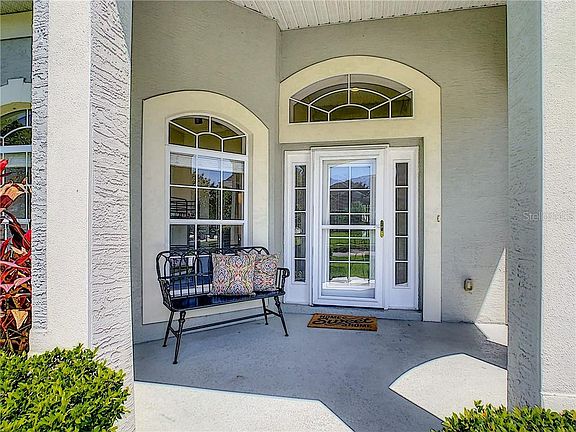 2nd image of 414 Tierra Verde Ln