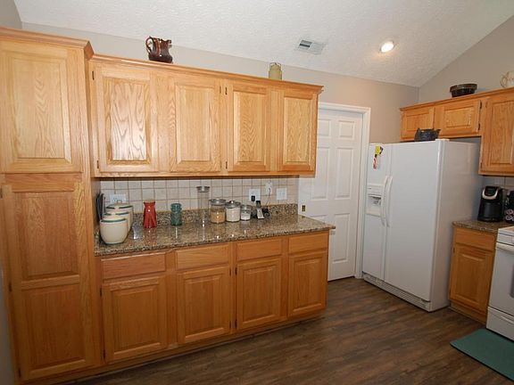 4th image of 4595 Collingville Way #27-459