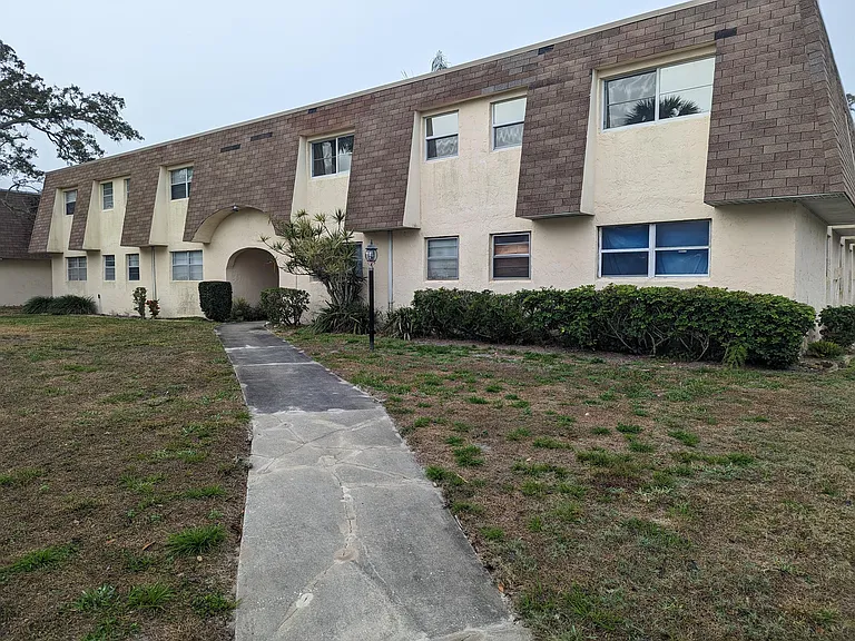 3135 Shady Dell Ln #220-S3135-220 — Photo 9