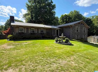621 Pineview Dr, Birmingham, AL 35214