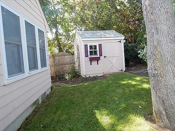 5th image of 31 Rosemary St
