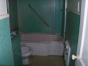 5th image of 1206 Eastway St