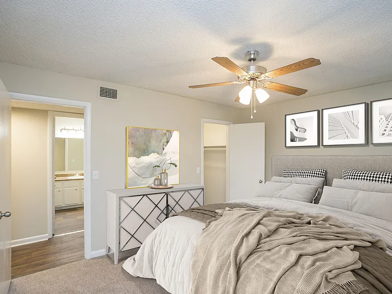 Candlewood Apartment Homes — Photo 15