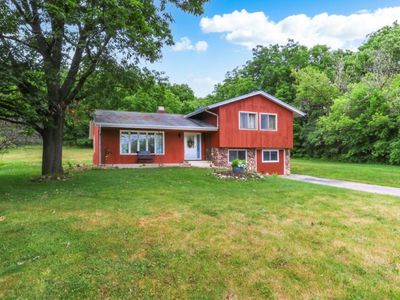 W2820 Krueger Rd, Lake Geneva, WI, 53147