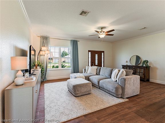 5th image of 503 Dozier Ave