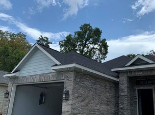 3430 Simmons St, Houston, TX 77004