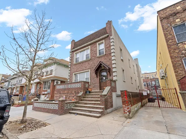 2346 East 64th Street image 1 of 21