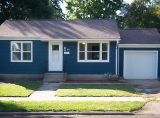 459 S Salt Pond Ave, Marshall, MO 65340