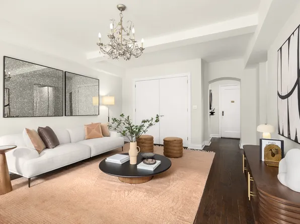 353 West 56th Street image 2 of 14