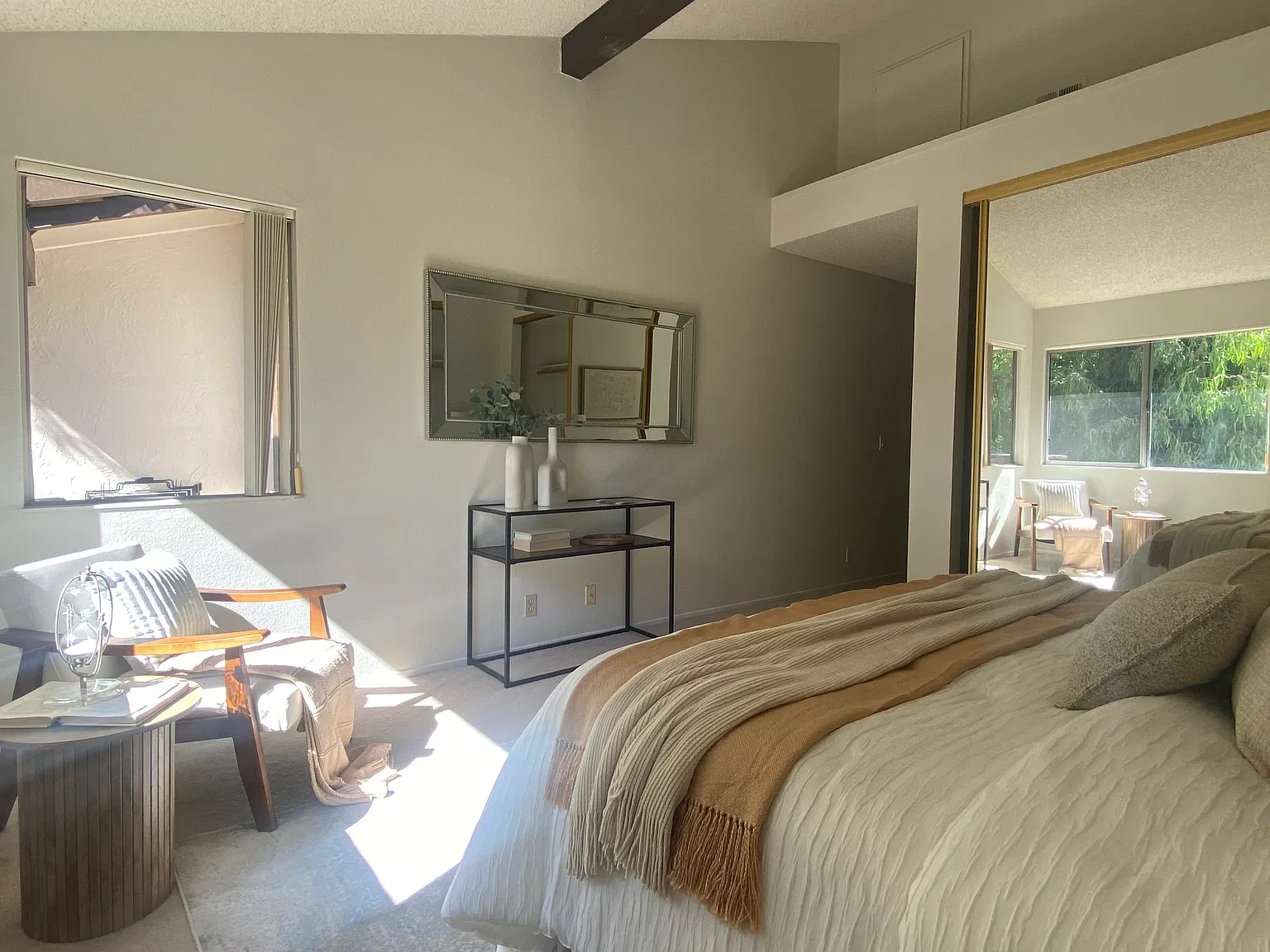 2 bed, 1062 sqft, $3,550 — Photo 4
