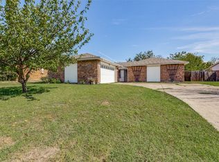 109 Flaxseed Ln, Fort Worth, TX 76108
