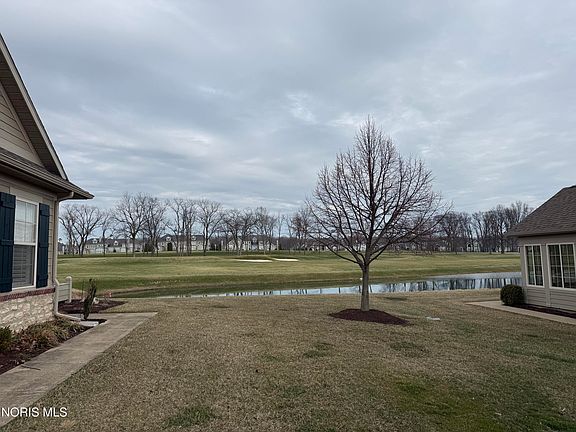 4th image of 2690 N Canterbury Cir #D