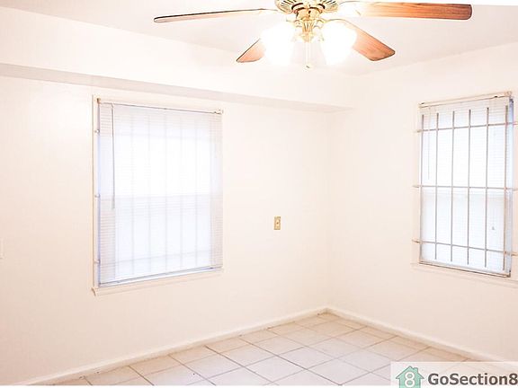 4th image of 8468 Minock St