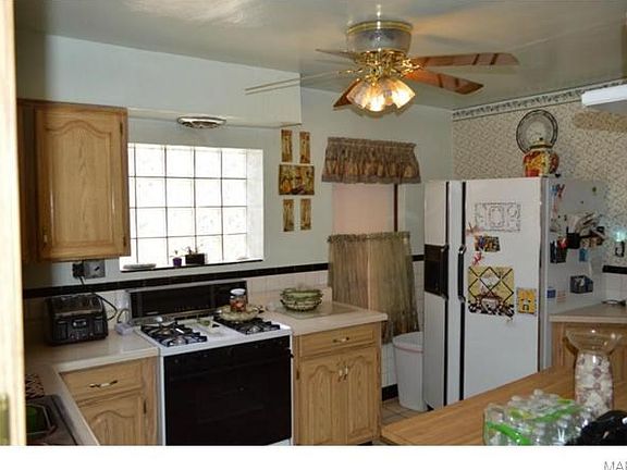 4th image of 9109 Lucia Dr