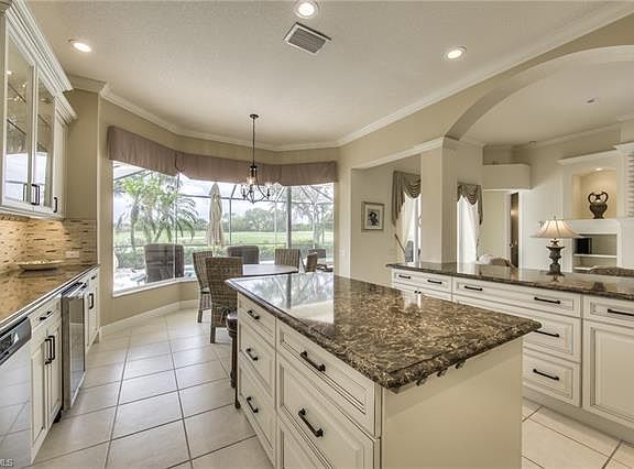 4th image of 23148 Foxberry Ln