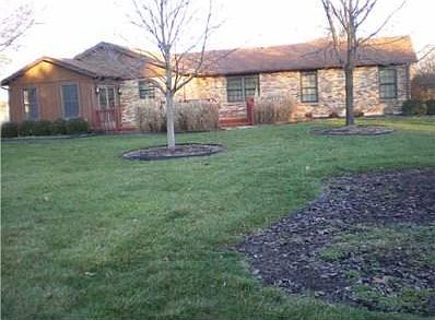 3rd image of 1065 Blue Jay Dr