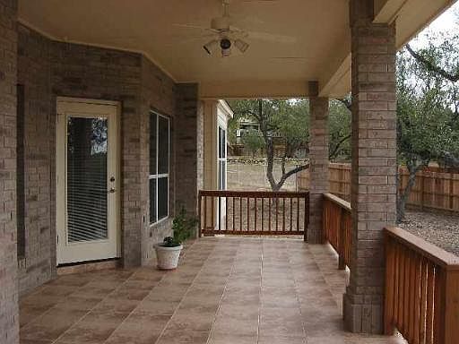 4th image of 906 VENADO PASS